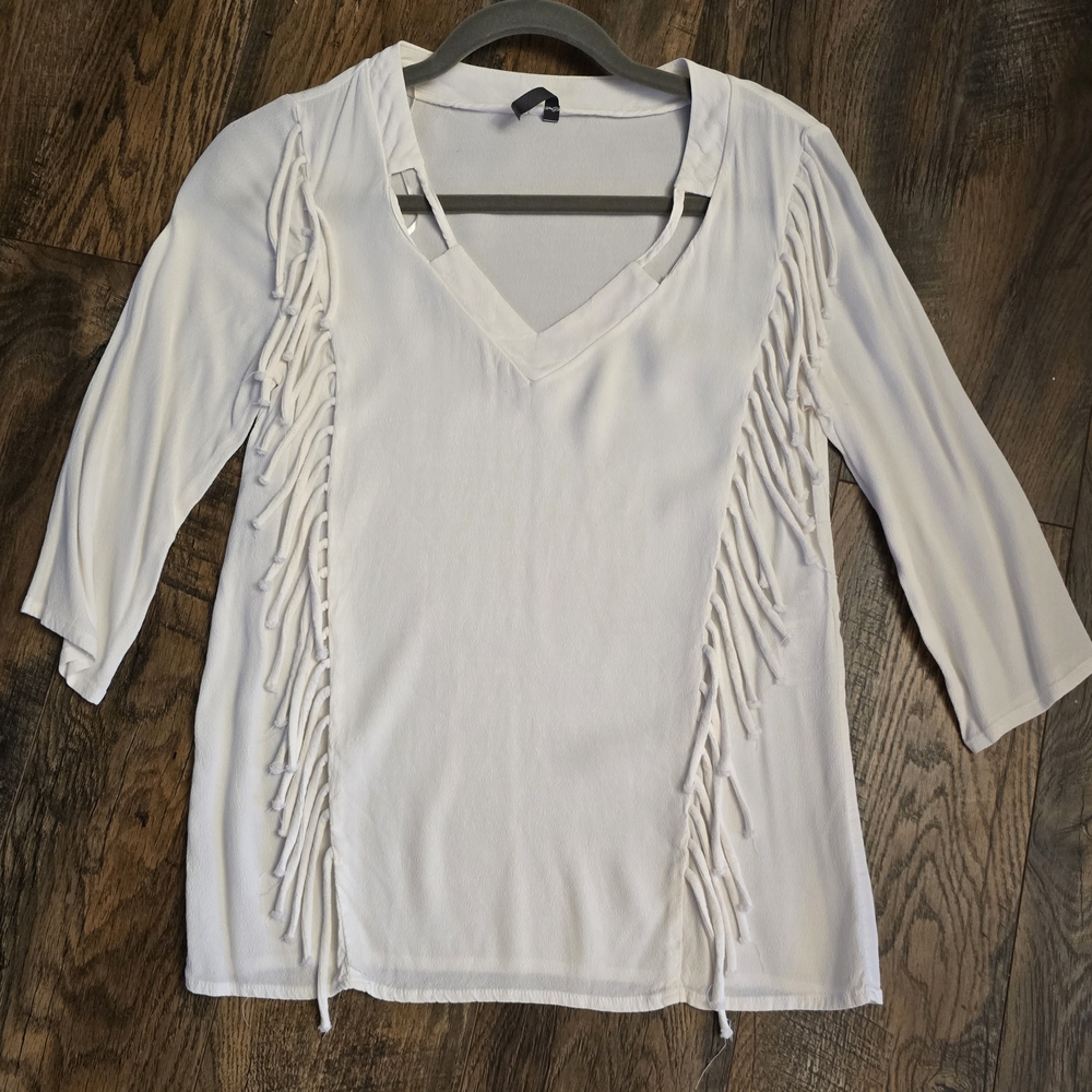 White Fringe V-Neck Women's Top Size 2